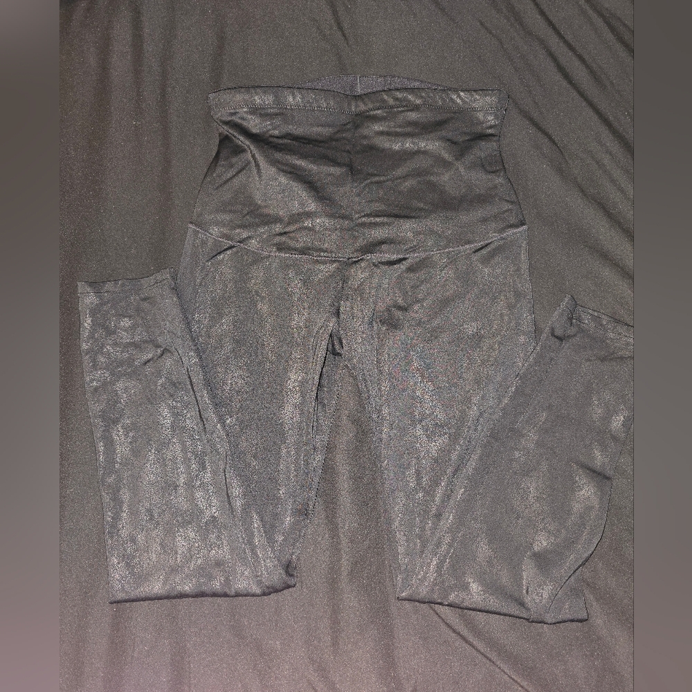 Empetua Faux Leather Textured High Rise Leggings
